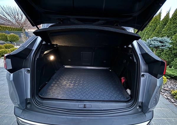 Peugeot 3008 cena 75600 przebieg: 120600, rok produkcji 2018 z Jawor małe 137